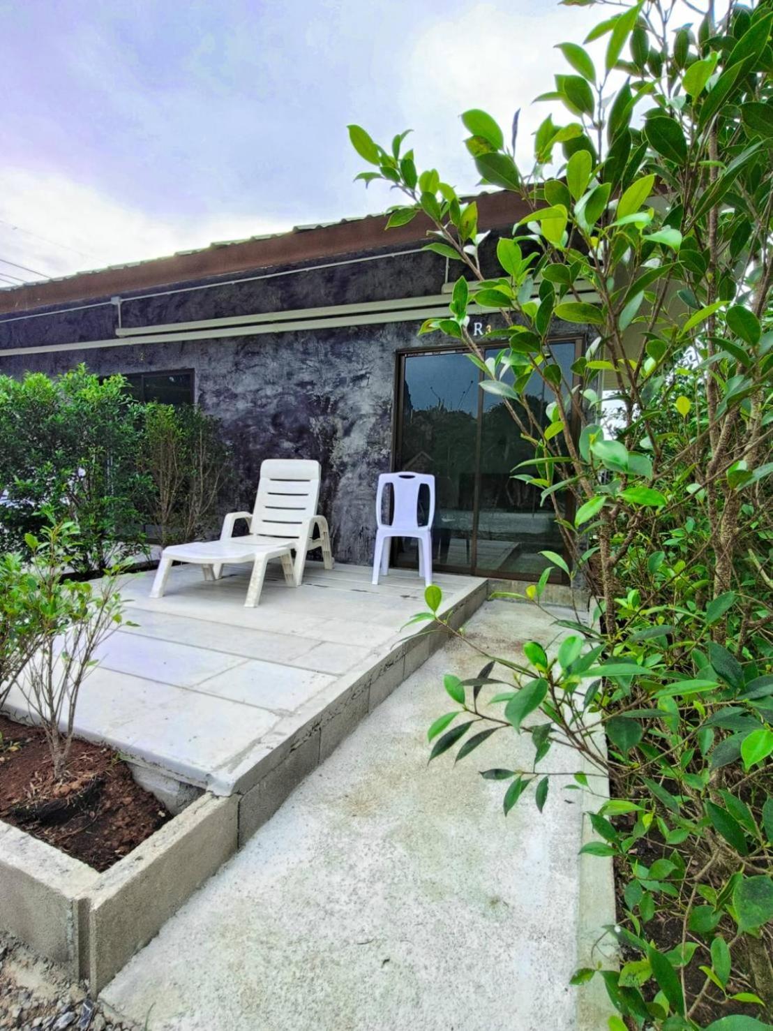 Khaosok Farmstay Khao Sok National Park Экстерьер фото